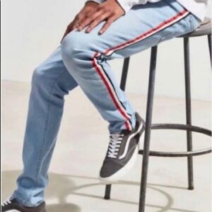 BDG URBAN OUTFITTERS JEANS
